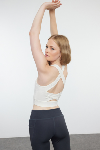 Trendyol Collection Soft Reflector Printed Ecru Yoga Sports Bra - Brushed and Supported, Thmaw25ss00015