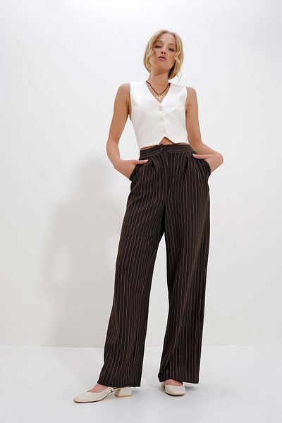 Trend Alaçatı Stili Bitterbraun gestreifte Palazzo-Hose für Damen - Doppeltasche Alc-X12662