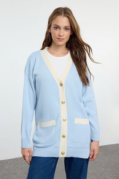 Trendyol Modest Světle modrý blokovaný pletený svetr - Tctaw25th00020