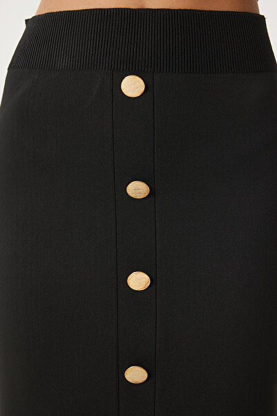 Happiness İstanbul Černá úpletová sukně - Detail na knoflík a rozpark Fn03359