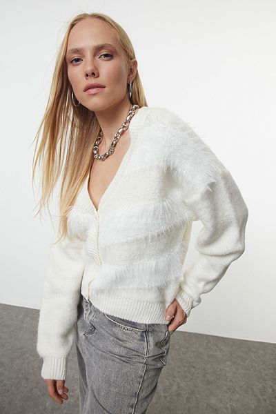 Trendyol Collection Měkký ecru pletený svetr s texturou - Twoaw25hi00309
