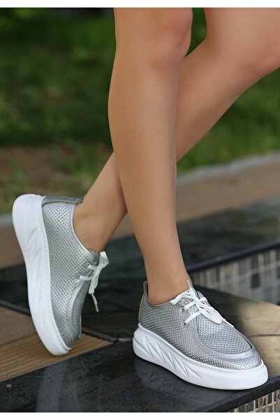 Erbilden Freya Gray Skin Lace-Up Sports Shoes