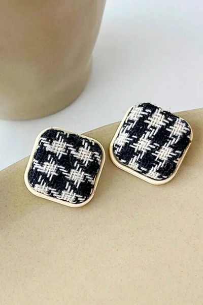 PETEK AKSESUAR FRENCH SQUARE DESIGN DROPED FABRIC EARRINGS