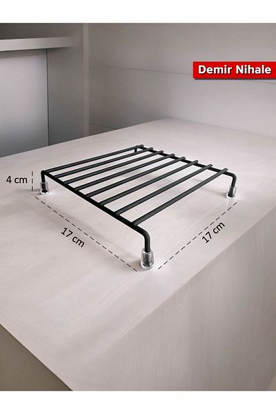 ARVALE Black Iron Trivet - Silicone Footed, Non-Slip Base