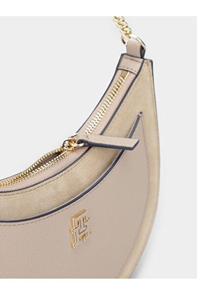 Tommy Hilfiger Ecru Women's Shoulder Bag - Logo Detailed, Daily Use, Aw0Aw17062-Aeg