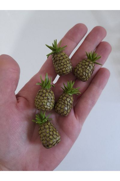 SYLVANIAN FAMILIES Handmade Fimo Miniature Pineapple 1 Piece