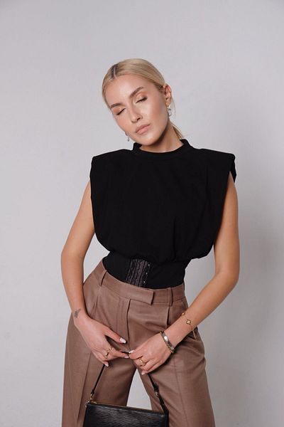 Studioyc Shama Black T-shirt with Waist Corset