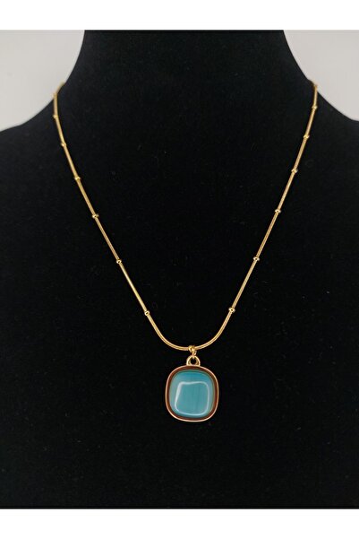 Romea قلادة مربعة الشكل من حجر دوريكا باللون الأزرق الفيروزي ومضادة للتشويه