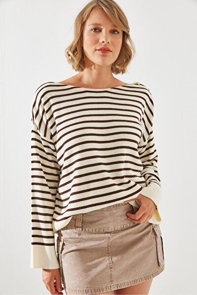 Bianco Lucci Striped Shoulder Buttoned Women's Sweater - 20247511