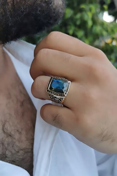 Utku Kuyumculuk 14 AYAR İTALYAN MODEL ORTA LABRADORİT TAŞLI KENARLARI SİYAH TAŞLI DİKDÖRTGEN MODEL ALTIN ERKEK YÜZÜK