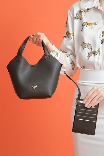 Garbalia Nairobi Strappy γυναικεία τσάντα ώμου - με μαγνητικό κλείσιμο και θήκη για κουτάβι
