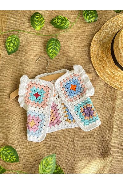 El örgüsü Baby Kids Vest - Hand Knitted Motif