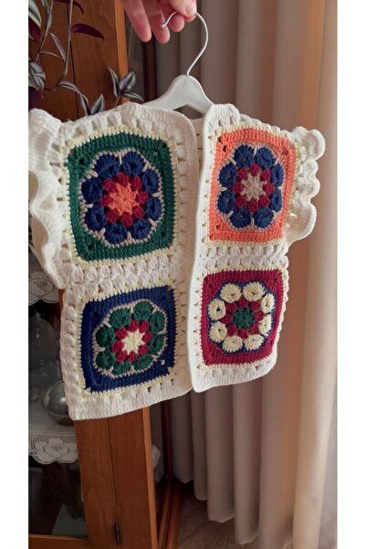 El örgüsü El Örgüsü Gül Detaylı  Bebek Çocuk Yelek