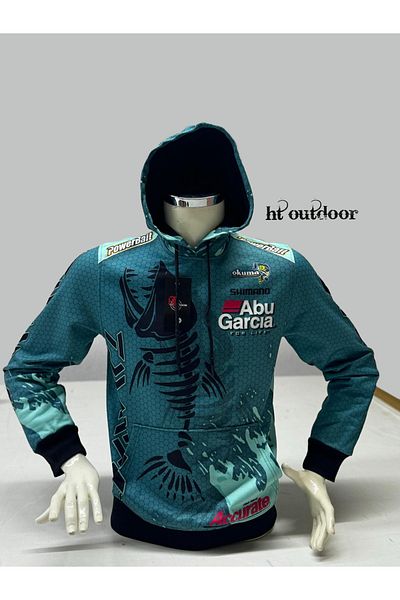 HT Outdoor Fish Patterned Winter Sweatshirt - Our Model