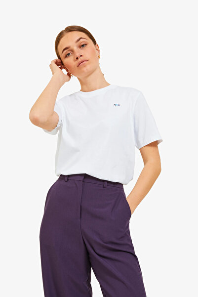JJXX تي شيرت أبيض للنساء من Jxanna Reg Ss Every Emb Tee Jrs12236267أبيض