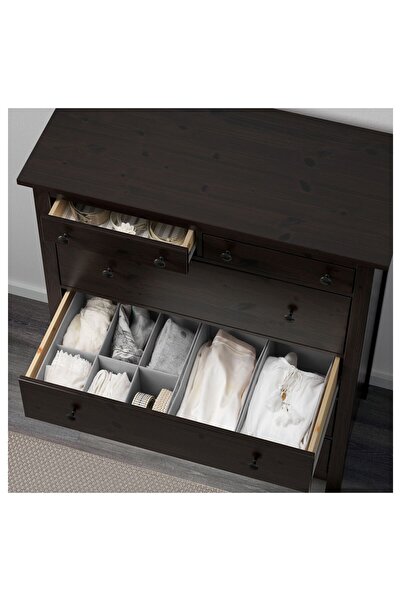 IKEA 6 çekmeceli şifonyer, Genişlik: 108 cm  Derinlik: 50 cm  Yükseklik: 131 cm