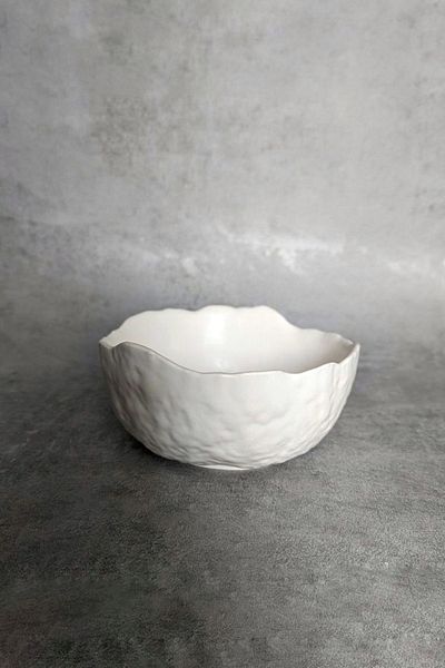 Mandalin Art Studio Curved Textured Decorative White Bowl 13 cm