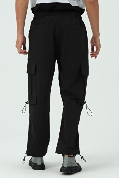 HYPERS Parachute Black Men's Jogger Pants with Cargo Pocket and Stopper