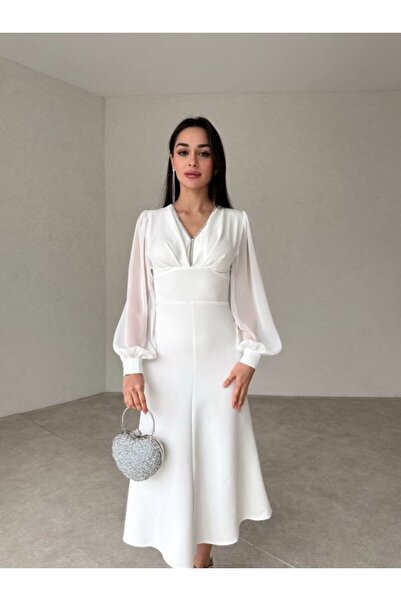 Elbisen Burada Şifon detaylı uzun kol midiboy beyaz elbise