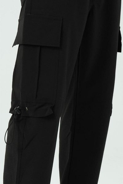 HYPERS Parachute Black Men's Jogger Pants with Cargo Pocket and Stopper