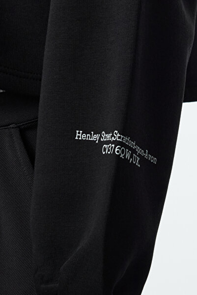 Trendyol Collection Fleece černá oversize Crop mikina – potištěný rukáv, pletená Twoaw23Sw00568