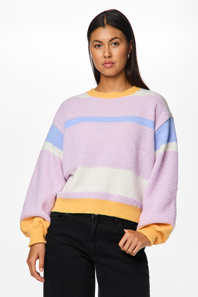 PIECES Pl100 Model Pullover Knit Fem