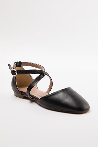 TRENDYOL SHOES Black Band Detailed Square Toe Short Heeled Women's Ballerinas Takaw25Be00009