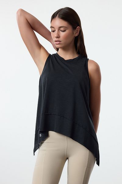 Trendyol Collection Czarny, odblaskowy, sportowy top do jogi Micro Yoga - Thmaw25Bz00006