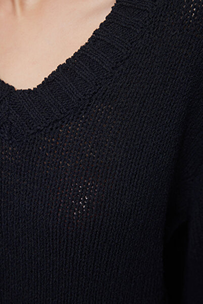 Trendyol Collection Sötétkék - széles szabású, állítható alap kötöttáru pulóver TWOAW25KZ00304