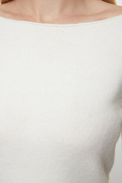 Trendyol Collection Svetr z jemného ecru pleteného úpletu – šála TWOAW25KZ00075