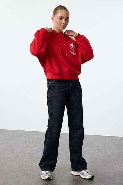 Trendyol Collection Comfortable Red Knitted Sweatshirt - Slogan and Back Printed TWOAW25SW00005