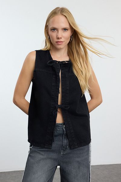 Trendyol Collection Schwarze Oversize-Jeansweste mit Bindeband vorne - Twoaw25ye00063