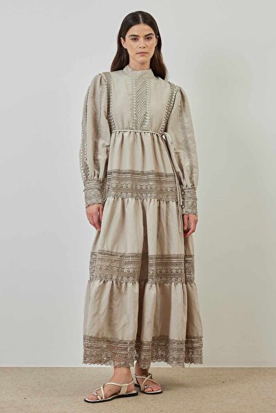 Hooopstore فستان دانتيل بلون الحجر