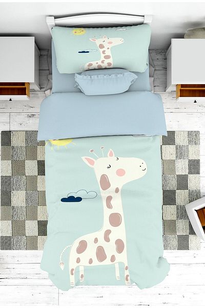on the clouds Water Green Boy's Bedspread - Cute Giraffe Pattern, Pique Pillowcase