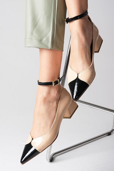 Mio Gusto Suzette - Nude Patent Leather, Pointed Toe Short Heeled Women's Shoes