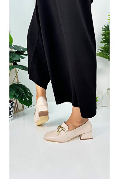 Allyup Бежеві жіночі лофери - з застібкою та швами, з шнурівкою та квадратним носком 700