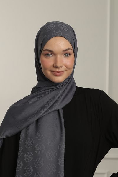 MAQ DESIGN Perry Crystal Jacquard Shawl