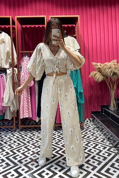 Fast Perry Set de in brodat Design Casual