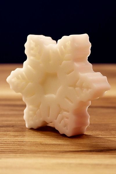 FANTASTİK SANAT ATÖLYESİ Winter Soap - Coconut Oil, Snowflake with Glycerin, 100 Grams