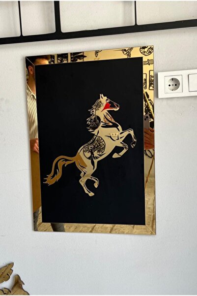 Numa Concept Şahlanan At Tablo Siyah Mdf Üzeri Gold Pleksi Duvar Dekorasyon L...