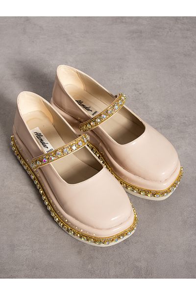 Alemdar Shoes Дамски мокасини от лачена кожа с камъни, швейцарски крем