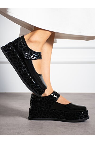 Alemdar Shoes Чорні жіночі лофери з зебраним візерунком