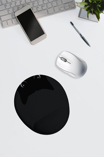 Dormot Home طباعة رقمية حديثة - قطة سوداء مقلوبة بخلفية سوداء - لوحة ماوس داعمة للمعصم
