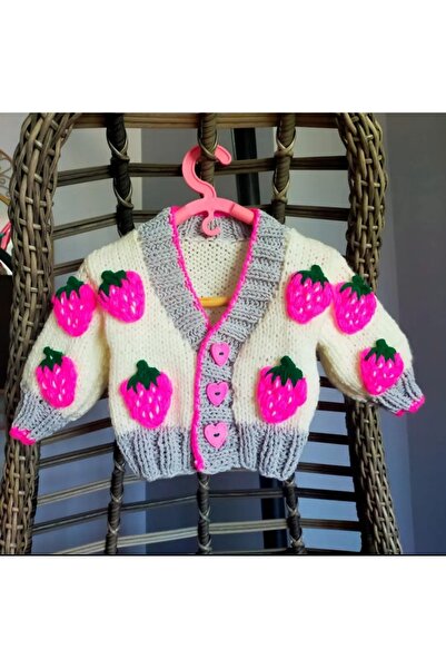 El örgüsü El Örgüsü Çilek Detaylı Kız Bebek ,Çocuk Hırkası