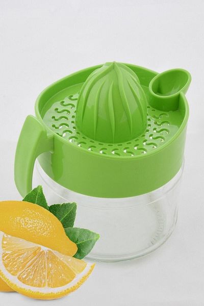 Titiz Plastik Glass Lemon Squeezer