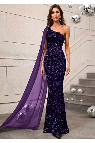 SELİN MODA EVİ Sametové šaty na jedno rameno – design s šifonovou pláštěnkou a rukávem