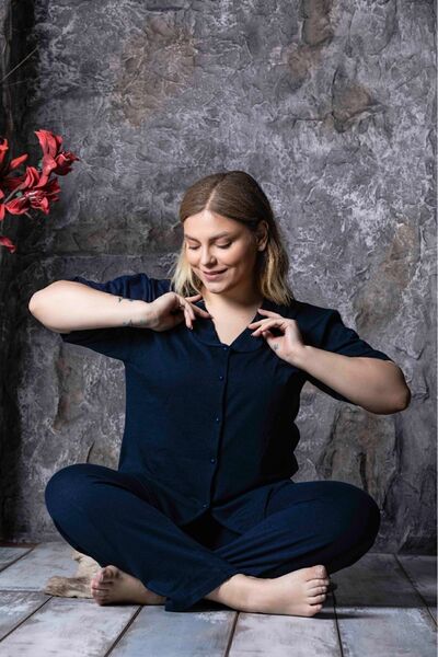 Sude HOMEWEAR ДАМСКИ КОМПЛЕТ ПИЖАМА С КЪС РЪКАВ, ТЪМНОСИН, ПЛЮС РАЗМЕР