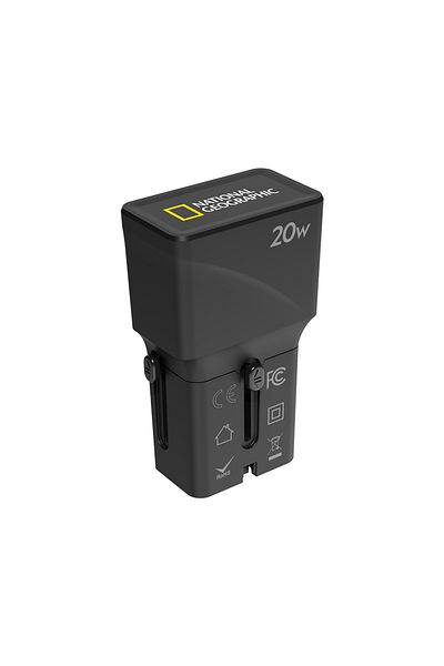 NATIONAL GEOGRAPHIC Travel Slim Adapter 20W - Black