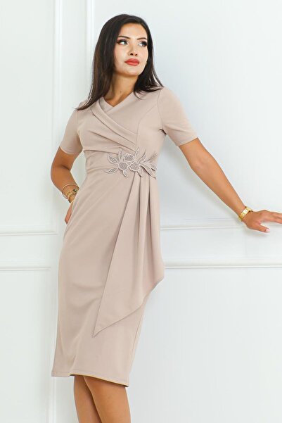 zeynep zehra Kadın Giyim Abiye Moda Kemeri Taşlı Asimetrik Abiye Kalem Elbise Bej