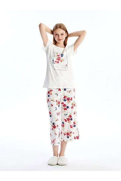 LC Waikiki Capri Damen-Pyjama-Set mit Dream-Print und Rundhalsausschnitt – kurze Ärmel